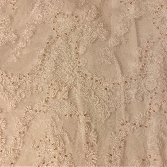 White House Black Market Embroidered Lace Cami - Picture 4 of 4